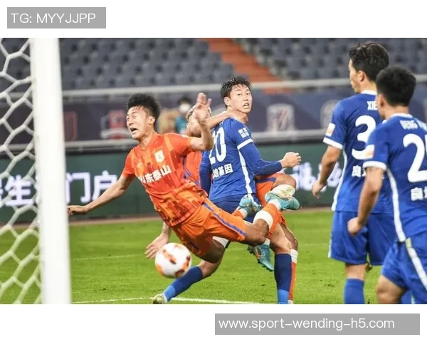 山东泰山队出发武汉备战中超收官战全力争胜迎接武汉三镇挑战