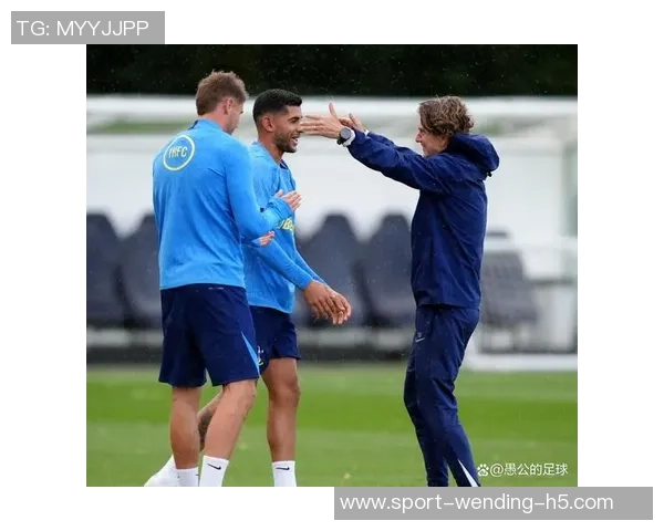 弗兰克确认罗梅罗明天首发对阵利兹联并谈续约本坦库尔的喜悦之情 弗兰克确认罗梅罗明天首发对阵利兹联并谈续约本坦库尔的喜悦之情