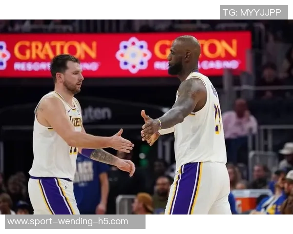 湖人和东契奇曾向雄鹿探询交易字母哥的可能性 湖人和东契奇曾向雄鹿探询交易字母哥的可能性