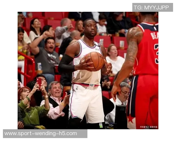 韦德谈文班神秘感称其未来发展难以预测如同外星人般不可思议 韦德谈文班神秘感称其未来发展难以预测如同外星人般不可思议